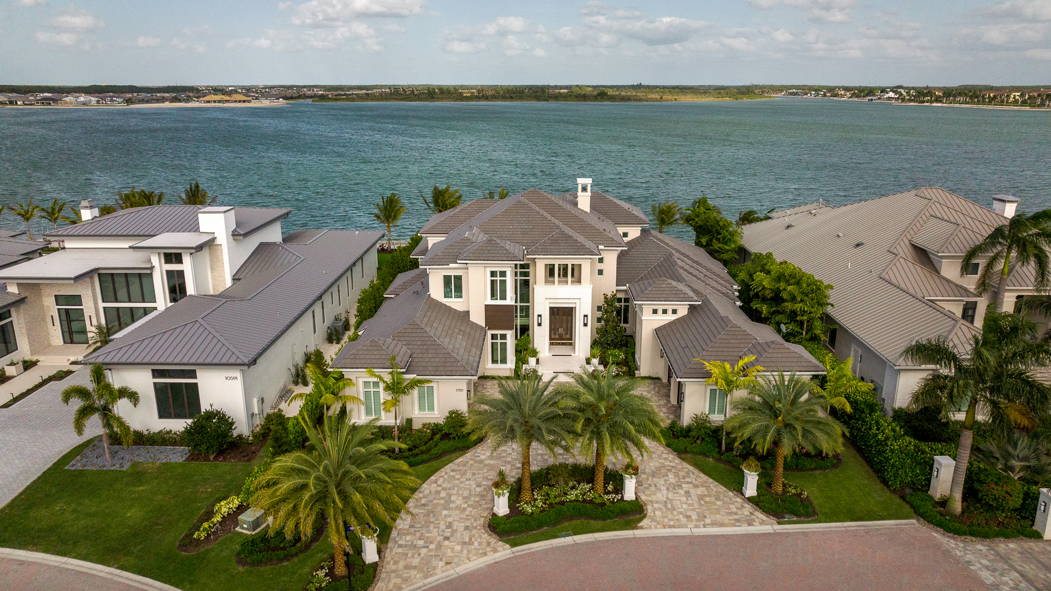 Gulfshore-Homes-luxury-home-builders-Luxury-Custom-Home-Miromar-Lakes-45